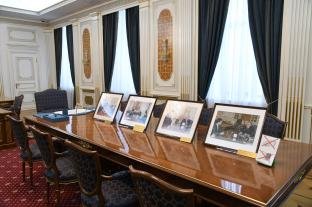 Рабочий кабинет Президента Республики Казахстан в первой рабочей резиденции Президента Республики Казахстан в новой столице. 1997–2004 годы
